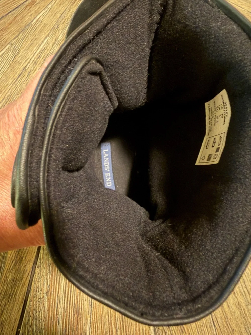 Lands’ End Black Suede Quilted Winter Boots Cozy Lined Pull On Size 7 short